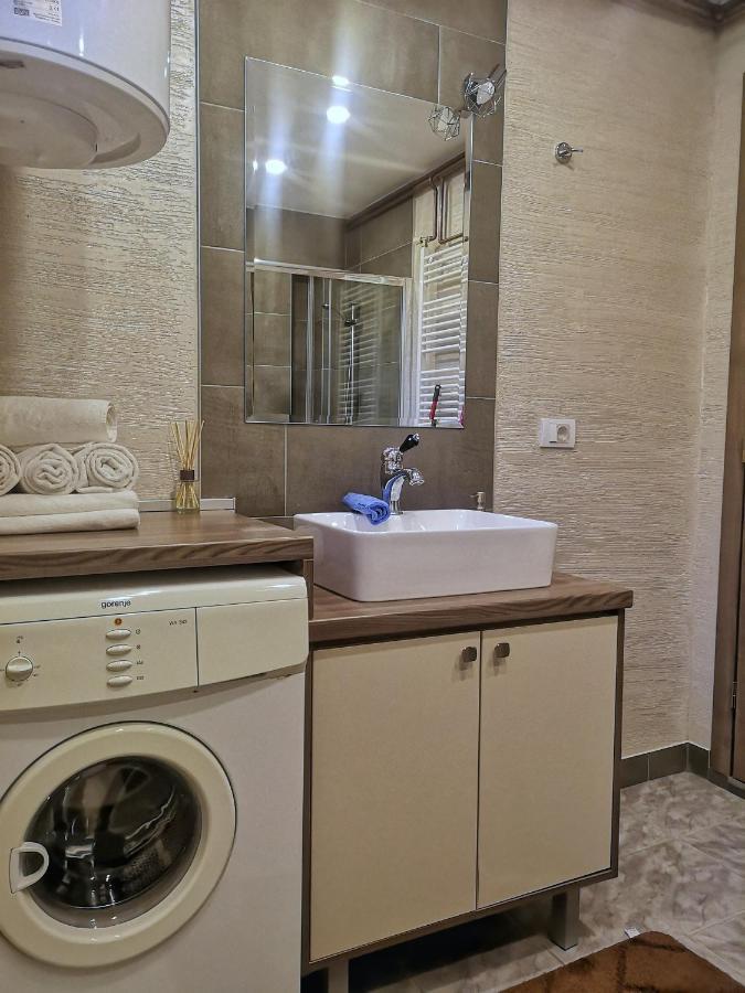 Nis Apartament *